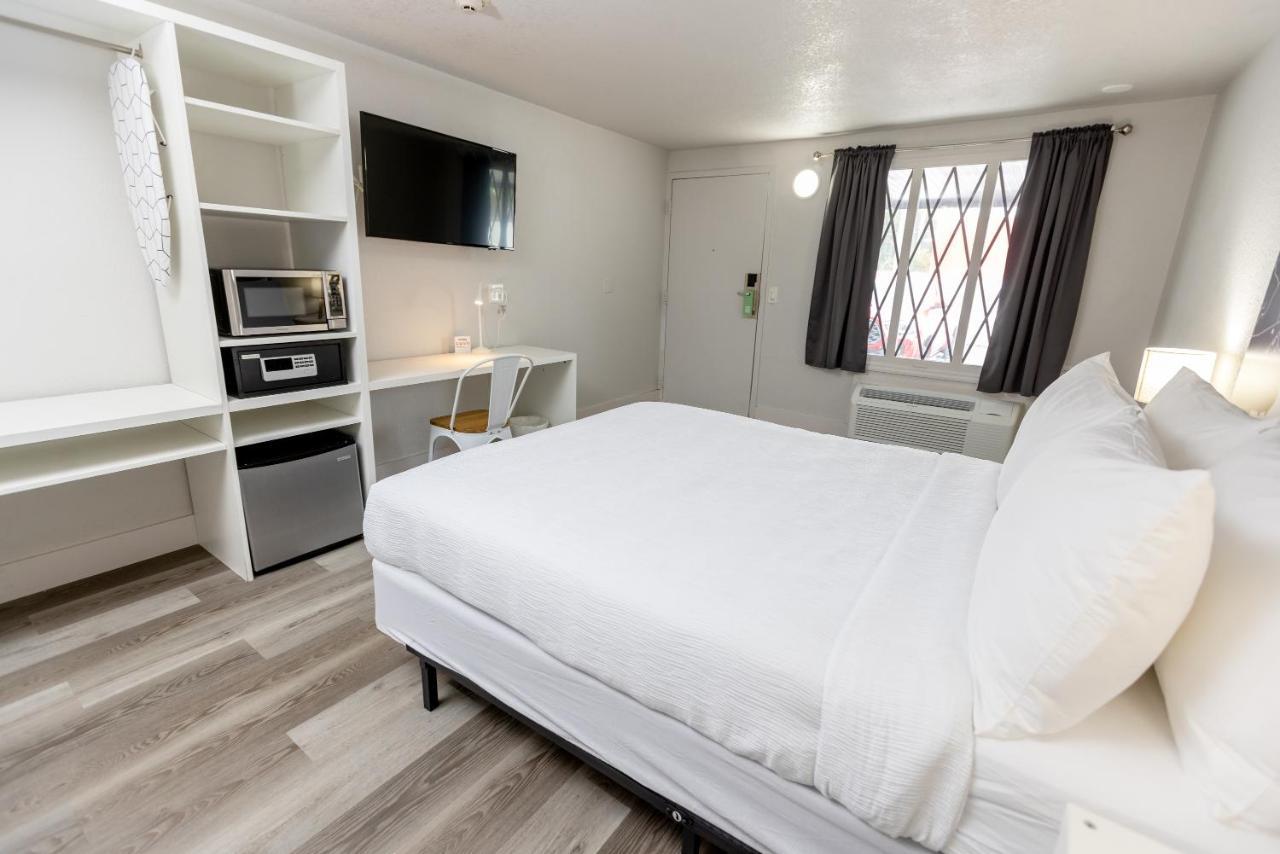 Golden Isles Inn & Suites Brunswick  Kültér fotó